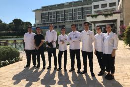1 Mezunumuz ve 7 stajyerimiz Rixos Premium Belek Tesisinde.