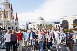 Öğrencilerimiz The Land of Legends tema parkını ziyaret ettiler