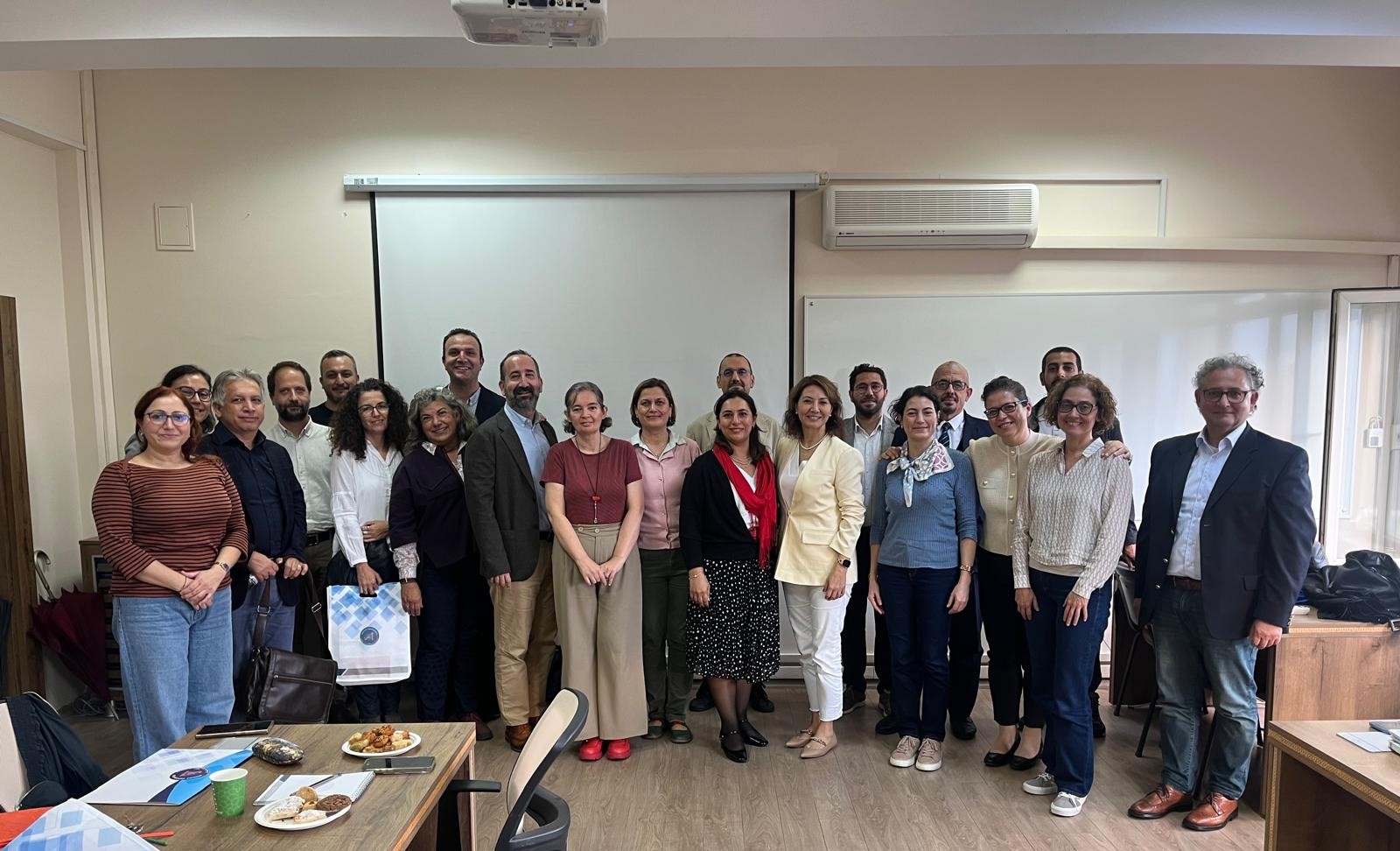 Our Faculty Members Shared Their Experiences at the Colleagues’ Talks