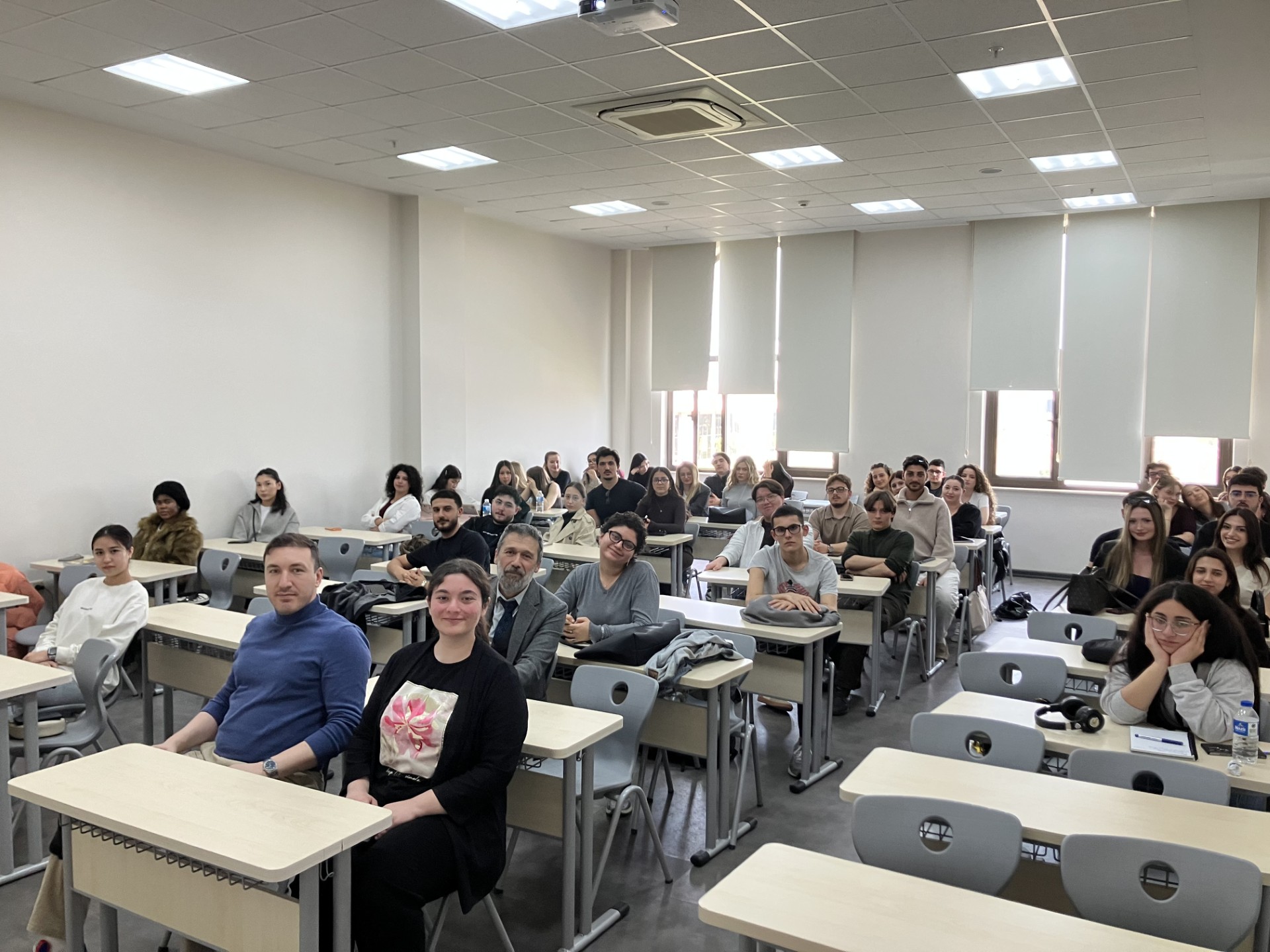 POLS 150 Akademik Beceriler Dersinde Öğrencilerimize Yönelik Kapsamlı Bilgilendirme Etkinlikleri Gerçekleştirildi